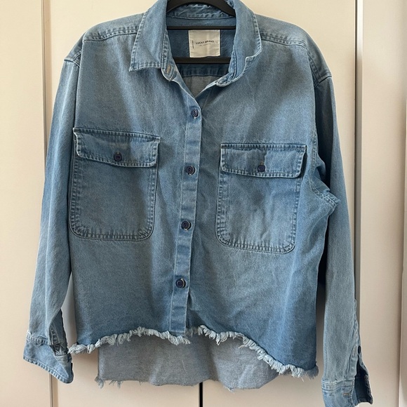 Lucky Brand Raw Edge Cropped Denim Button Up Shirt - Picture 2 of 6